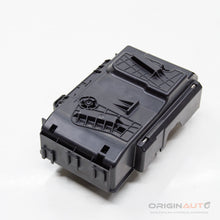 Caixa Fusiveis Porta Mala Mercedes C 43 Amg W205 2018 A2059068501 A2055400840