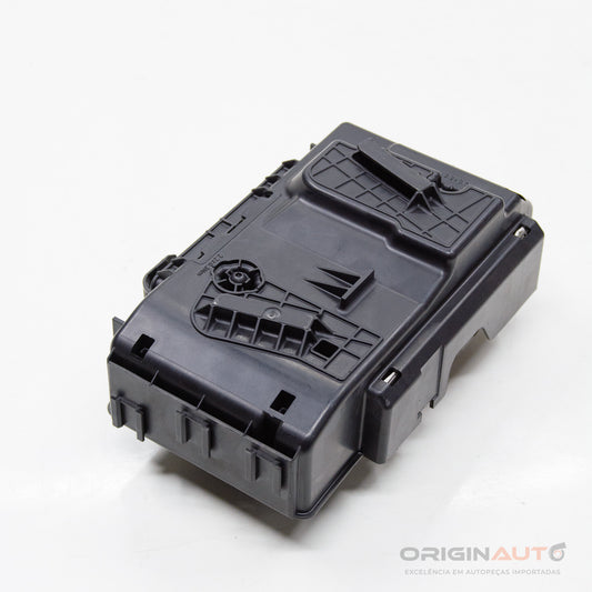 Caixa Fusiveis Porta Mala Mercedes C 43 Amg W205 2018 A2059068501 A2055400840