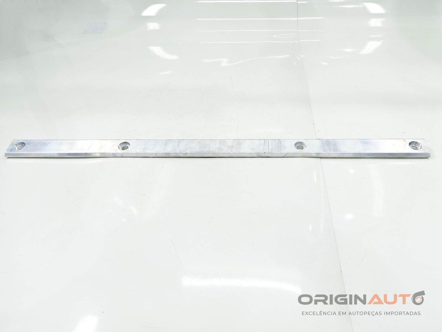 Travessa Tunel Assoalho Mercedes Benz C180 Coupe 2014 A2046190325