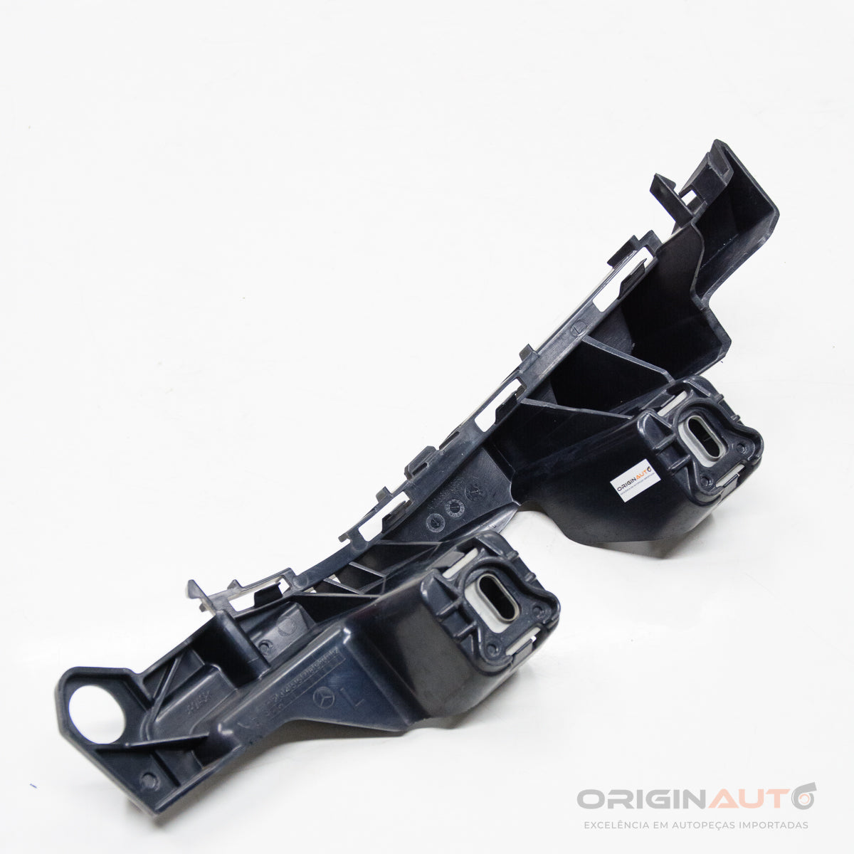 Guia Parachoque Traseiro Esquerdo Mercedes C 43 Amg W205 2018 A2058850365