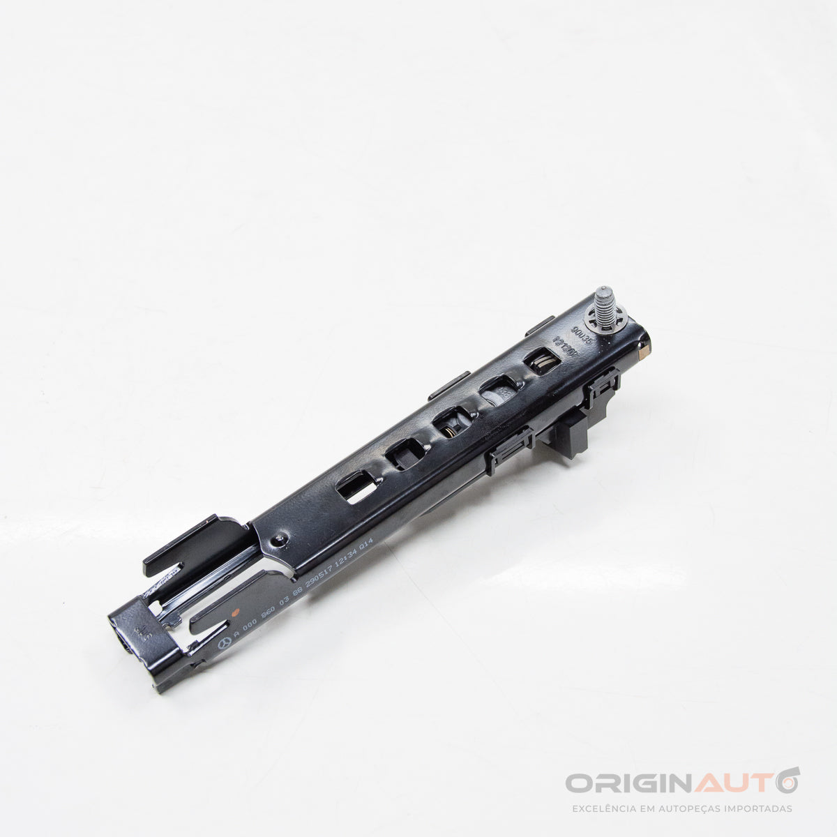 Trilho Regulagem Cinto Seguranca Mercedes C 43 Amg W205 2018 A0008600388