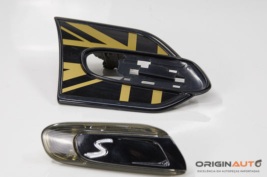 Emblema Lateral Direito Mini Cooper S F56 2015 51142357010