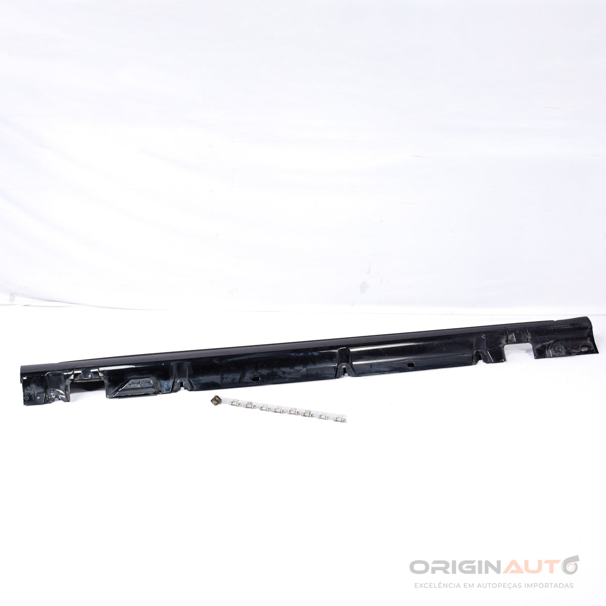 Moldura Caixa Ar Spoiler Direita Mercedes C 43 Amg W205 2018 A2056981454