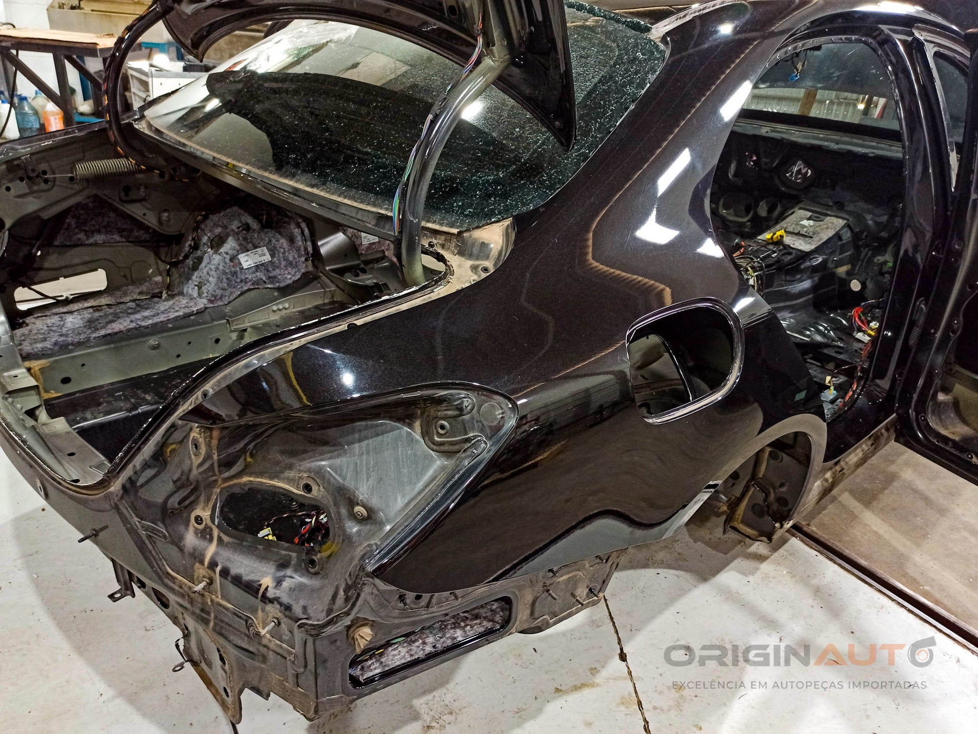 Folha Lateral Direita Mercedes C 43 Amg W205 2018