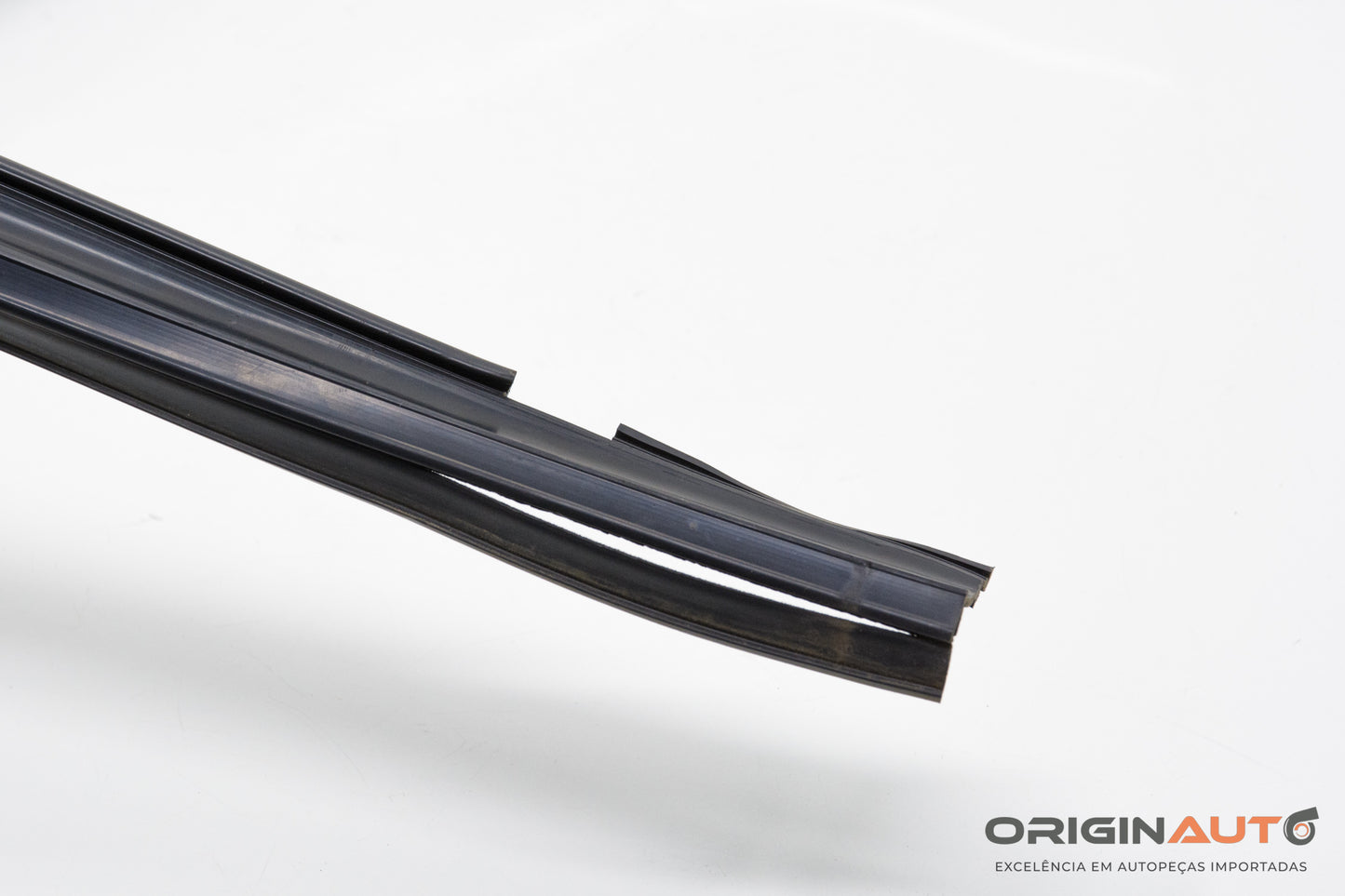 Canaleta Porta Dianteira Esquerda Volvo Xc60 T5 R-Design 2015 31402690