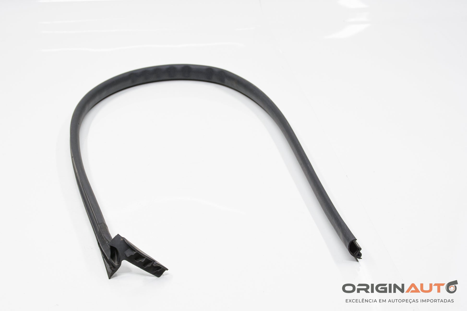 Borracha Vedacao Spoiler Esquerdo Volvo Xc60 T5 R-Design 2015 30744879