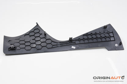 Acabamento Console Lateral Direito Volvo Xc60 T5 R-Design 2015 31348866