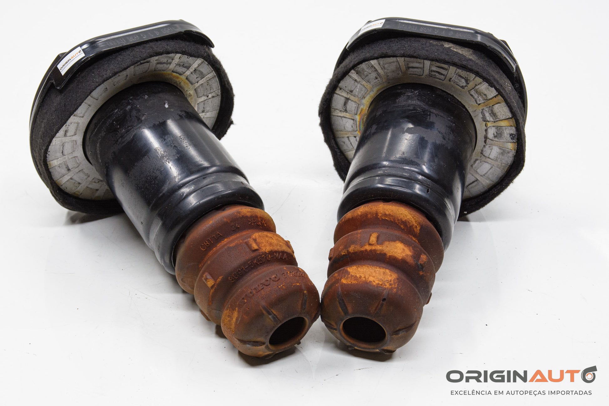 Batente Coifa Amortecedores Traseiros Volvo Xc60 T5 R-Design 2015 31658457