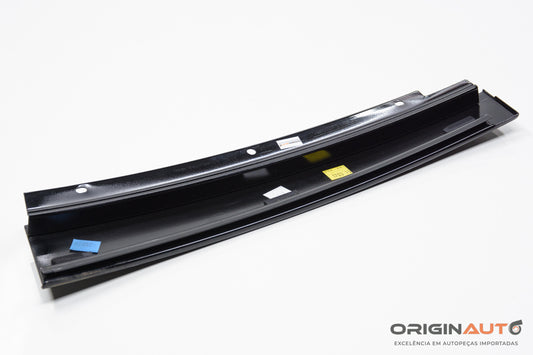 Friso Porta Coluna B Traseira Esq Volvo Xc60 T5 R-Design 2015 31299911