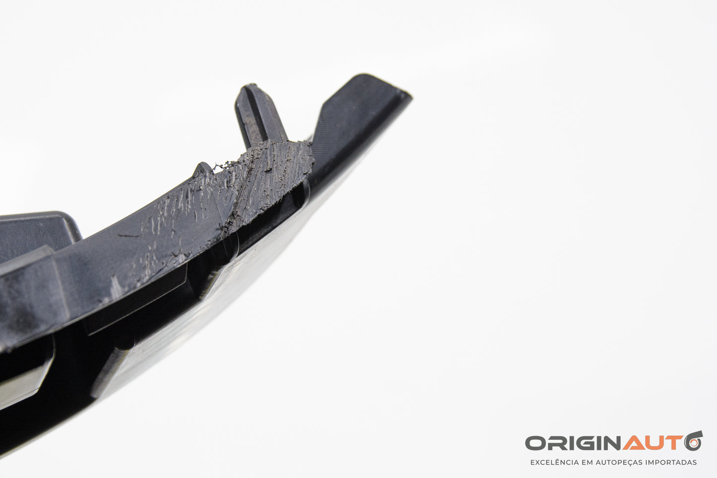 Guia Parachoque Traseiro Direito Volvo Xc60 T5 R-Design 2015 30763440