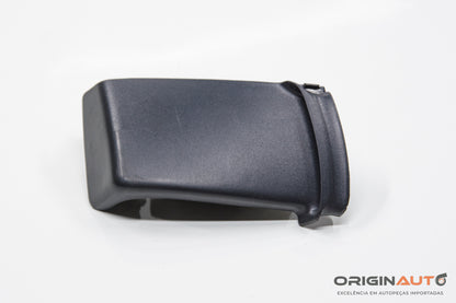 Acabamento Cinto Direito Volvo Xc60 T5 R-Design 2015 30721203