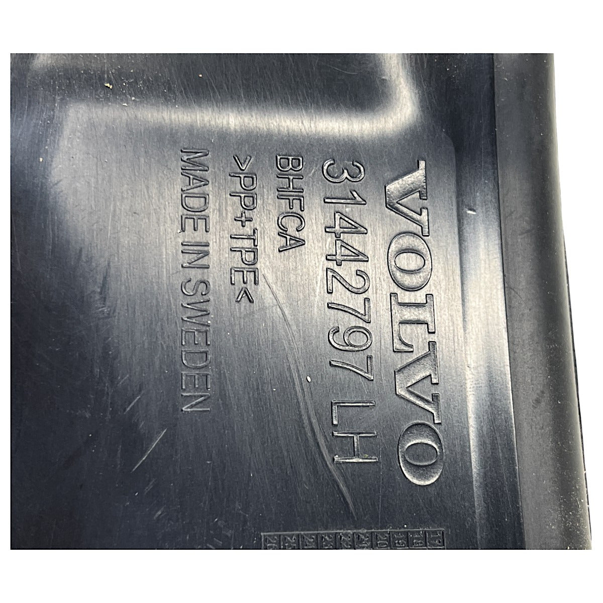 Acabamento Paralama Volvo XC40 2018 2019 a 2024 Esquerdo