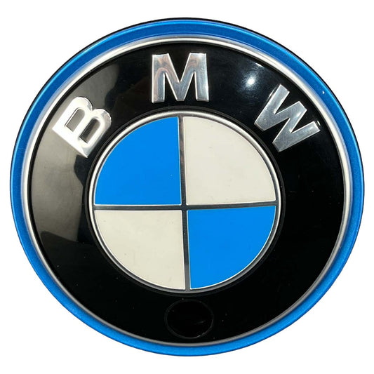 Emblema BMW iX I20 2022 a 2025 Tampa Traseira Porta Mala Câmera