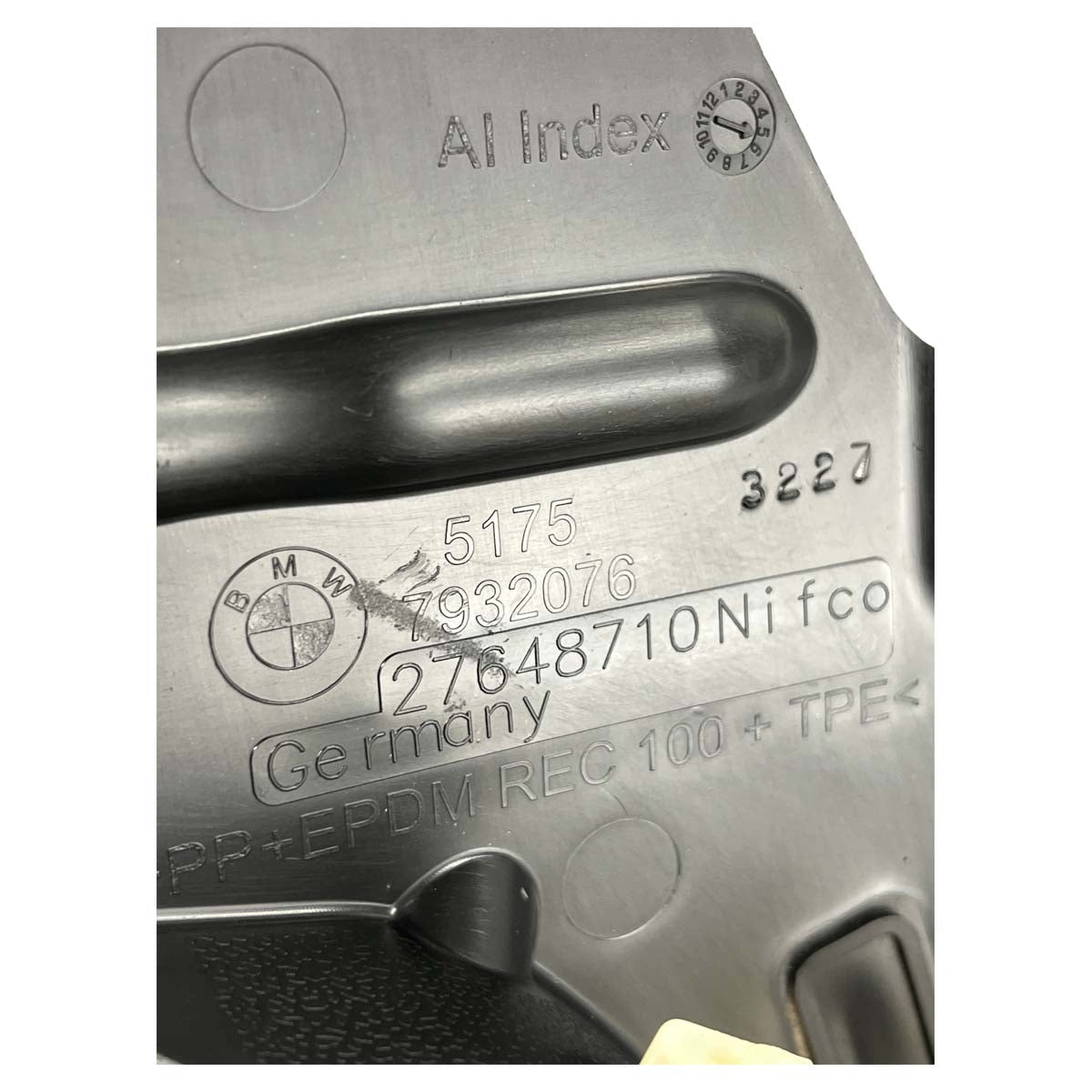 Capa Parabarro Lameiro BMW iX I20 M60 2025 Traseiro Direito