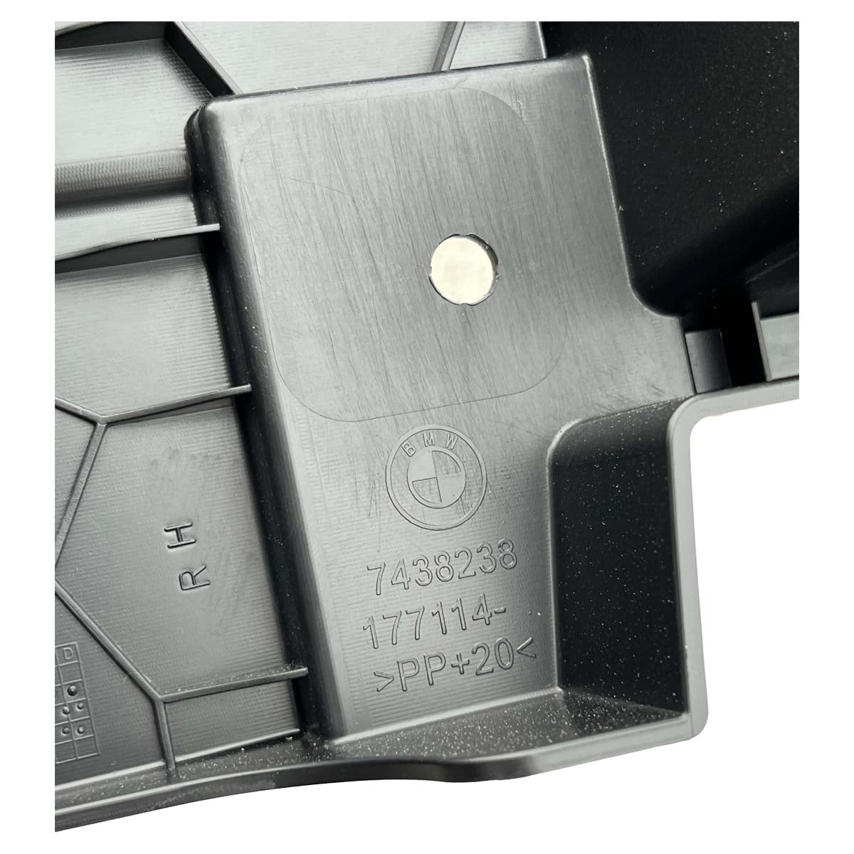 Suporte Tampão BMW X5 M 2021 2022 2023 Porta Malas Direito