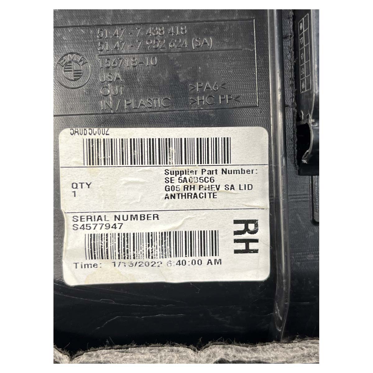 Tampa Lateral Forro Porta Malas BMW 2020 2021 2022 Direito