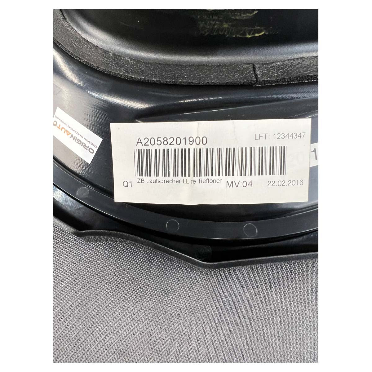 Subwoofer Mercedes GLC 250 2016 2017 2018 2019 Painel