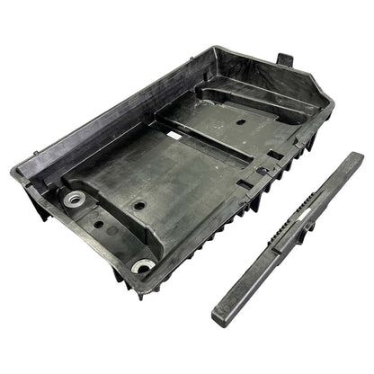Suporte Base Trava Bateria Mercedes GLC 250 2016 2019 Berço