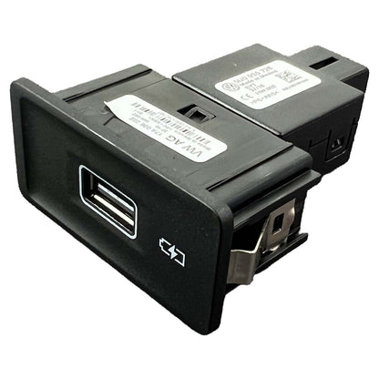 Entrada USB Volkswagen Jetta 250 TSI MK7 2018 2019 2020 2021