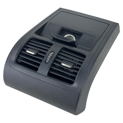 Moldura Difusor Ar Traseiro VW Passat Variant 2012 Tomada 12V
