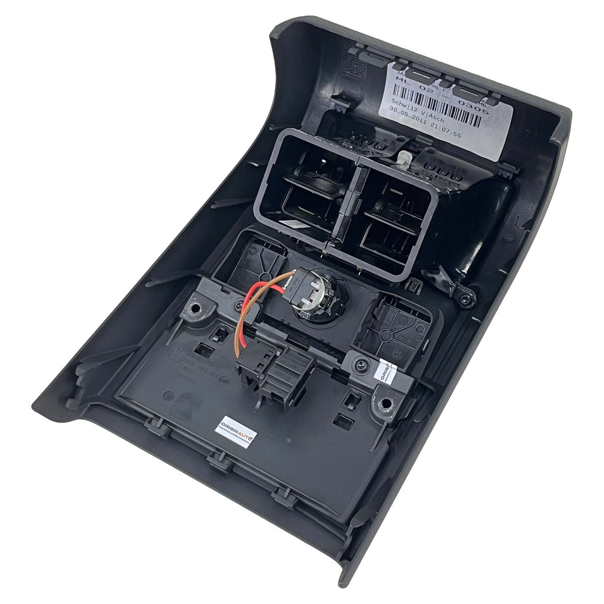 Moldura Difusor Ar Traseiro VW Passat Variant 2012 Tomada 12V
