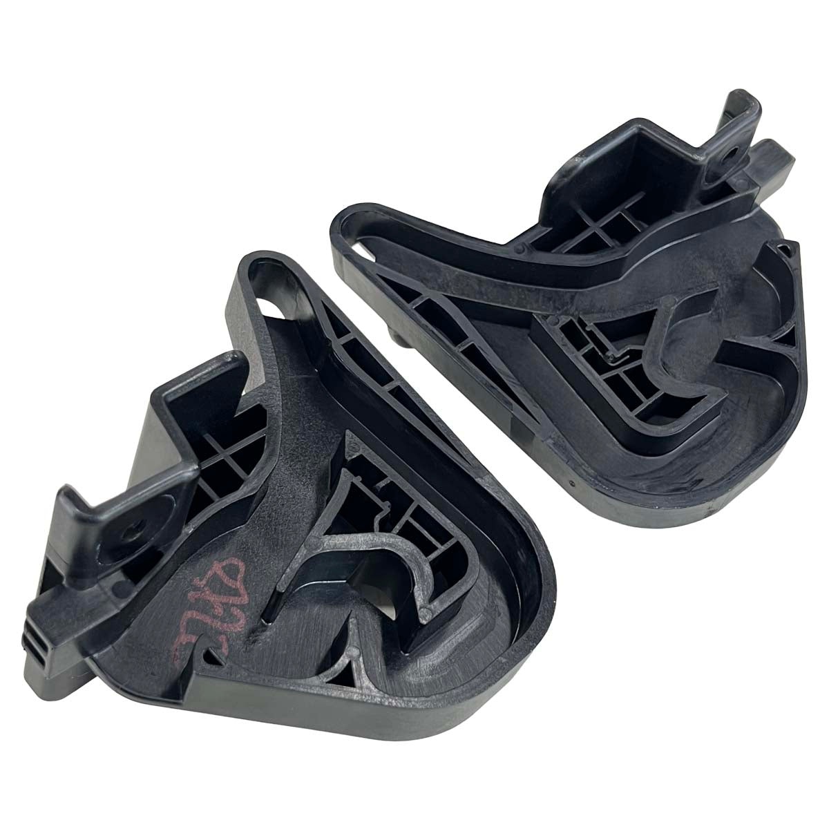 Suporte Tampão Porta Malas BMW 530e 540i G30 2019 2020 Par