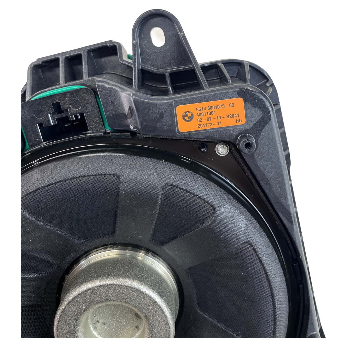 Subwoofer BMW 530e 540i G30 2019 2020 Harman Kardon Esquerdo
