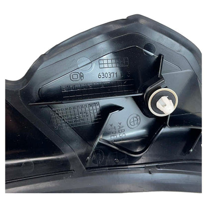 Moldura Lanterna BMW 530e G30 2019 2020 Traseria Esquerda