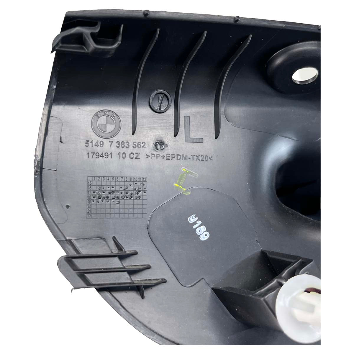 Acabamento Dobradiça BMW 530e G30 2020 Porta Malas Esquerdo