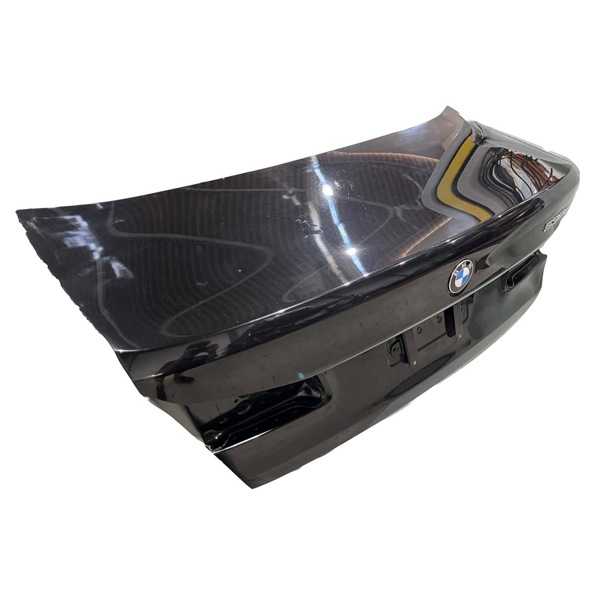 Tampa Traseira Porta Mala BMW 530e 540i G30 2019 2020 2021