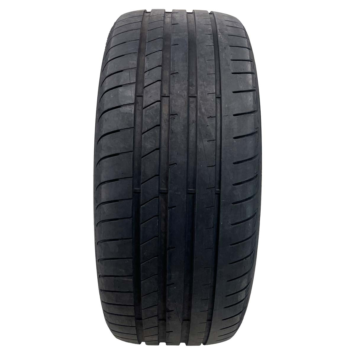 Pneu Good Year Eagle 245 / 45 R 18 BMW 530e 2020 Run Flat