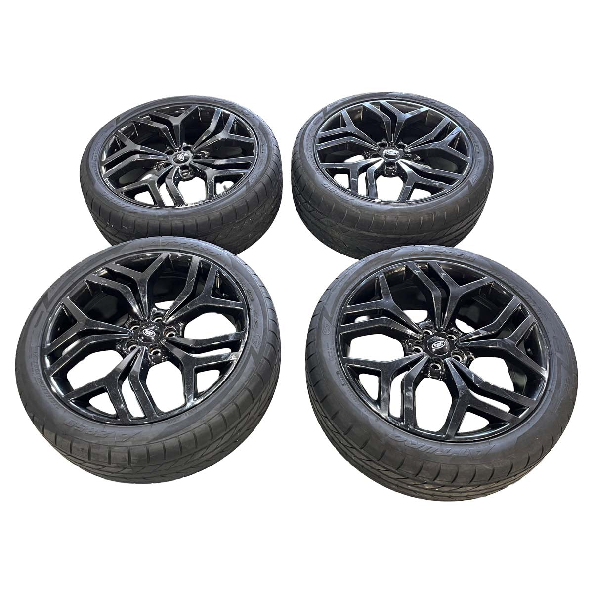 Jogo Rodas Aro 22 275/40 Zr 22 Range Rover Vogue 2014 Pneu