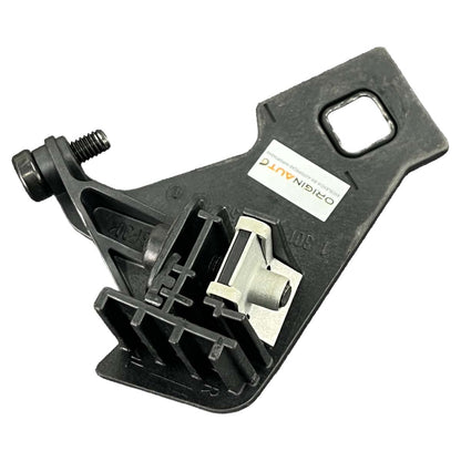 Guia Trava Suporte Farol Audi A4 B8 2014 2015 2016 Dianteiro Direito