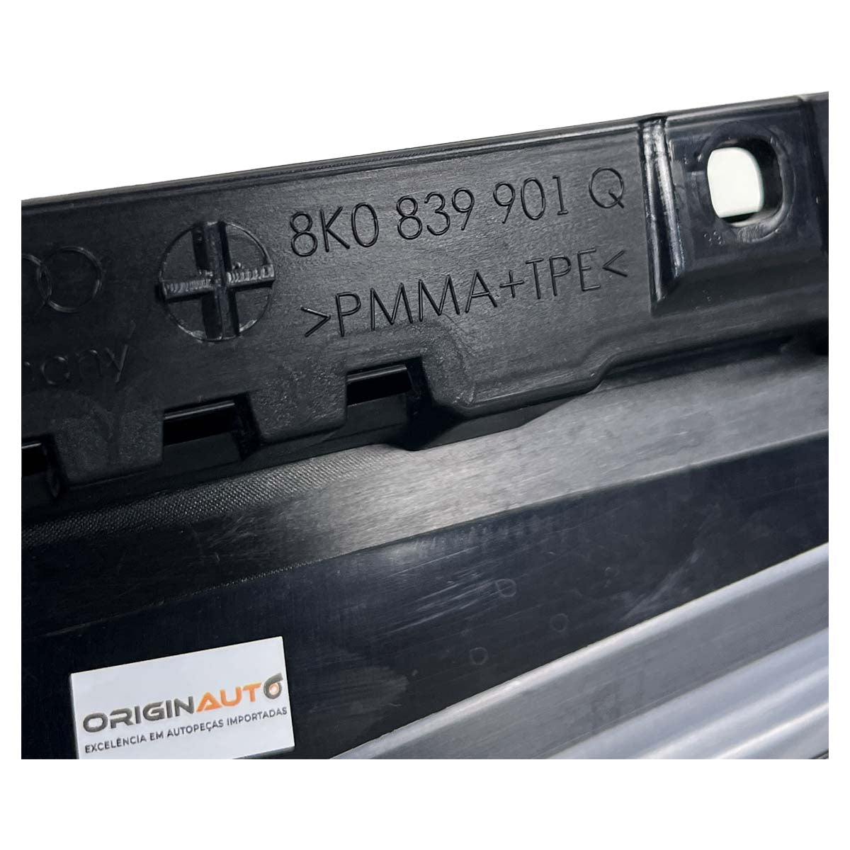 Moldura Coluna Porta Audi A4 B8 2015 2016 Traseiro Esquerdo