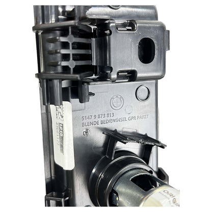 Acabamento Tomada 12 V BMW iX I20 2023 2024 2025 Porta Mala