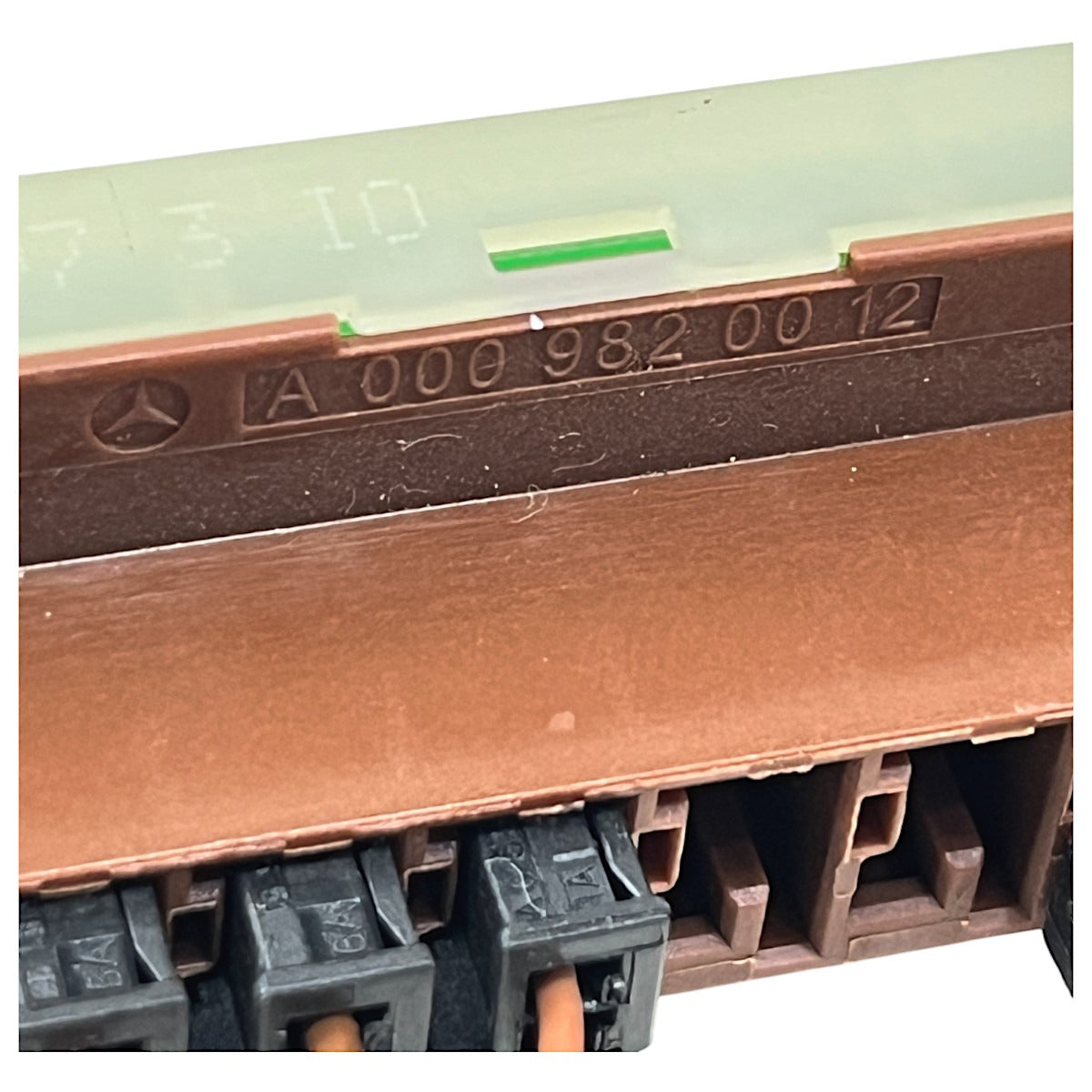 Módulo Distribuidor Energia Mercedes C180 2014 A0009820012