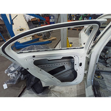 Porta Traseira Esquerda Mercedes A200 2015