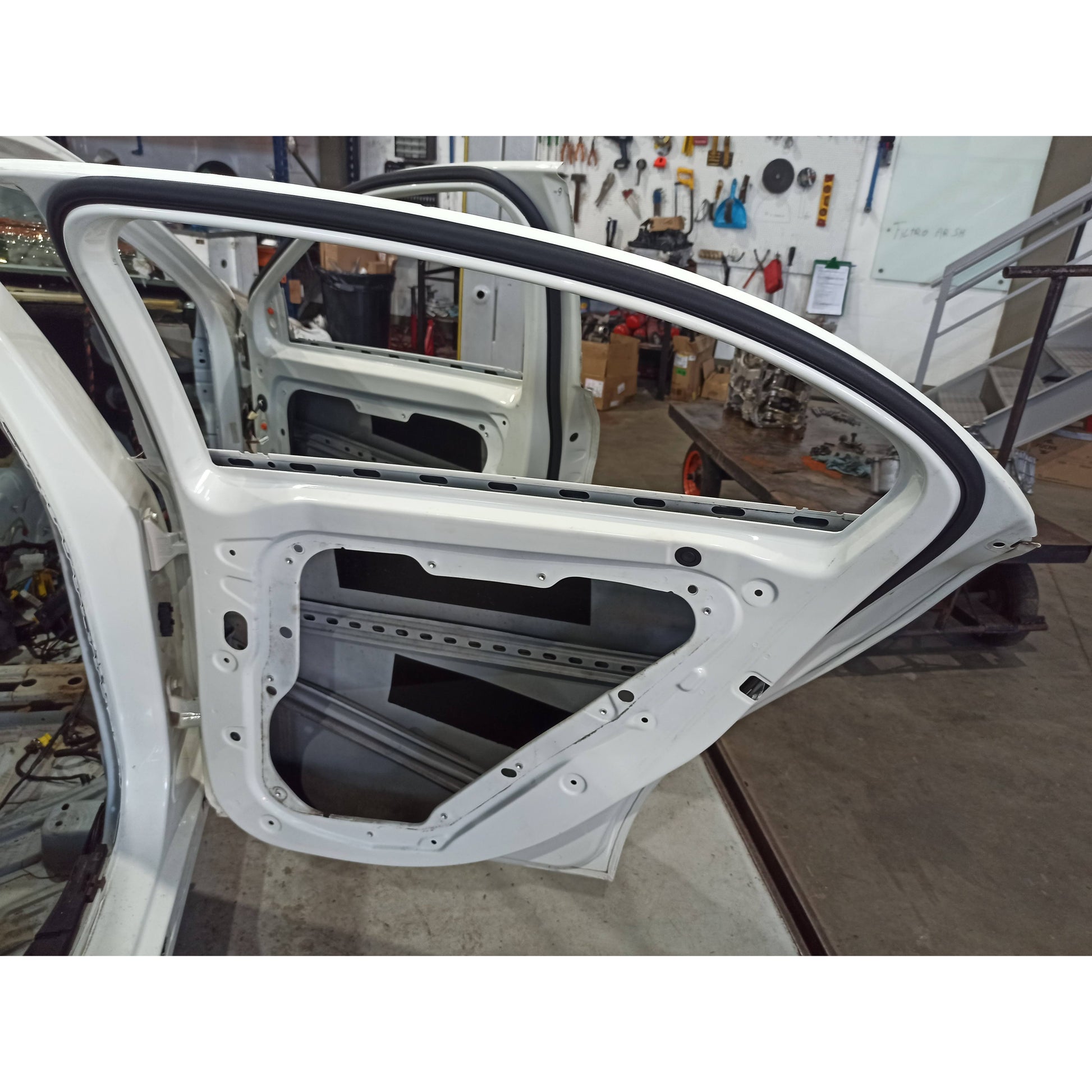 Porta Traseira Direita Mercedes A200 2015 ND