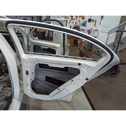 Porta Traseira Direita Mercedes A200 2015 ND