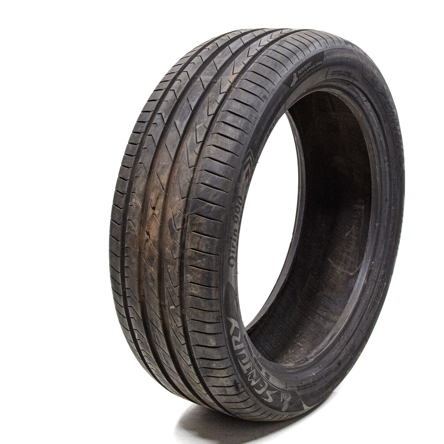 Pneu 245/45R20 Sentury Qirin 990 c/ Detalhe