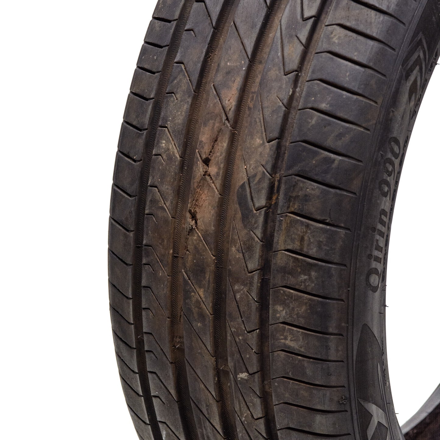 Pneu 245/45R20 Sentury Qirin 990 c/ Detalhe