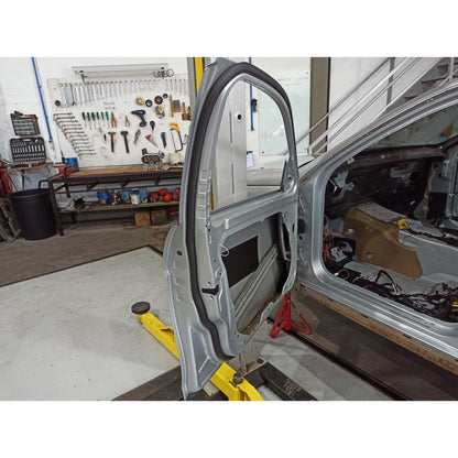 Porta Dianteira Esquerda Mercedes C180 2012 A2047200105