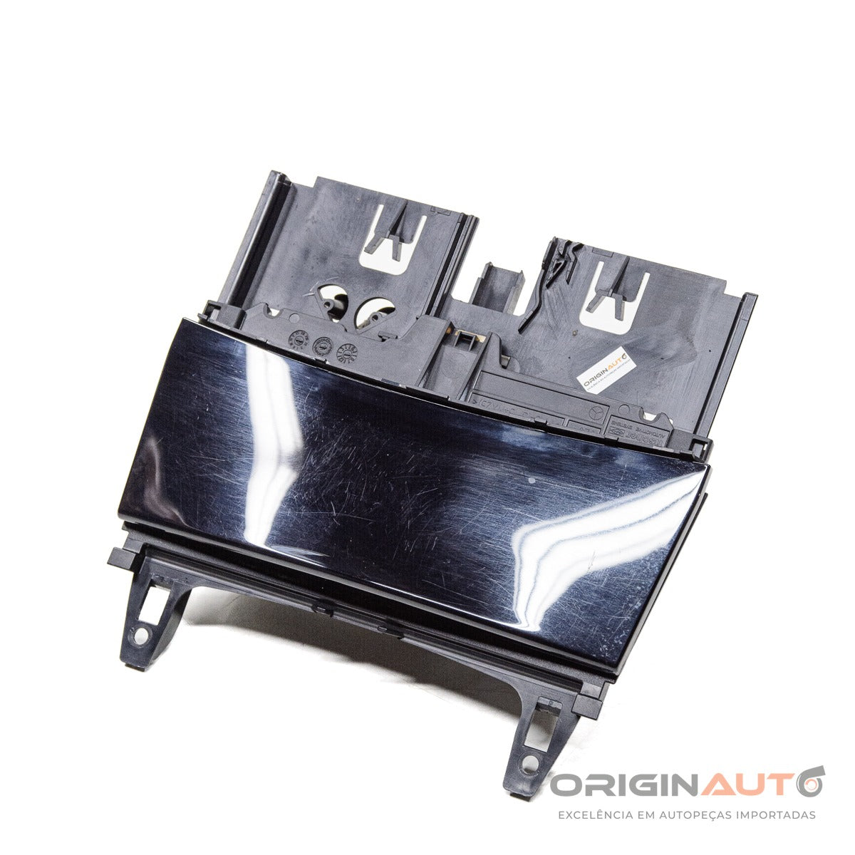 Tomada Cinzeiro Porta Treco Mercedes C180 2012 A2046801350