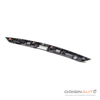 Friso Central Tampa Traseira Mercedes C180 2012 A2047400993