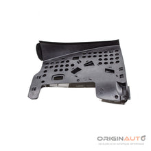 Acabamento Pé Carona Mercedes C180 2012 A2046808208