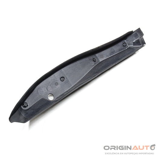 Defletor Paralama Direito Mercedes C180 2012 A2048890225