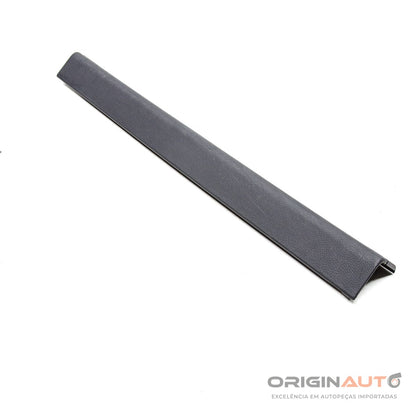 Soleira Dianteira Esquerda Mercedes C180 2012 A2046860136