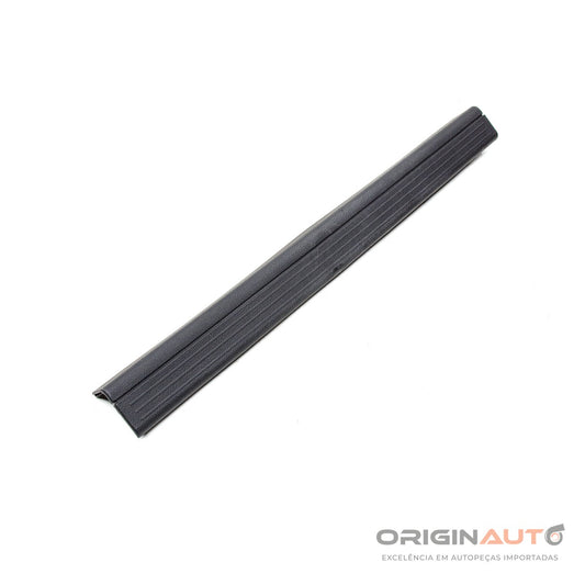 Soleira Dianteira Direita Mercedes C180 2012 A2046860036