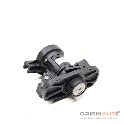 Miolo Fechadura Porta Malas Mercedes C180 2012 A2047580014