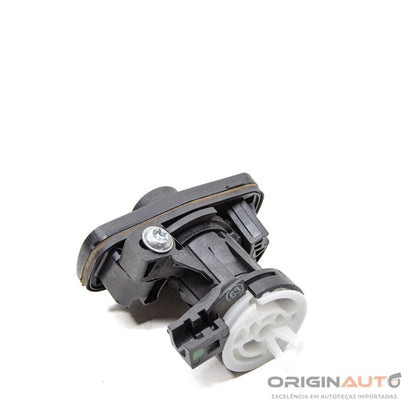 Miolo Fechadura Porta Malas Mercedes C180 2012 A2047580014